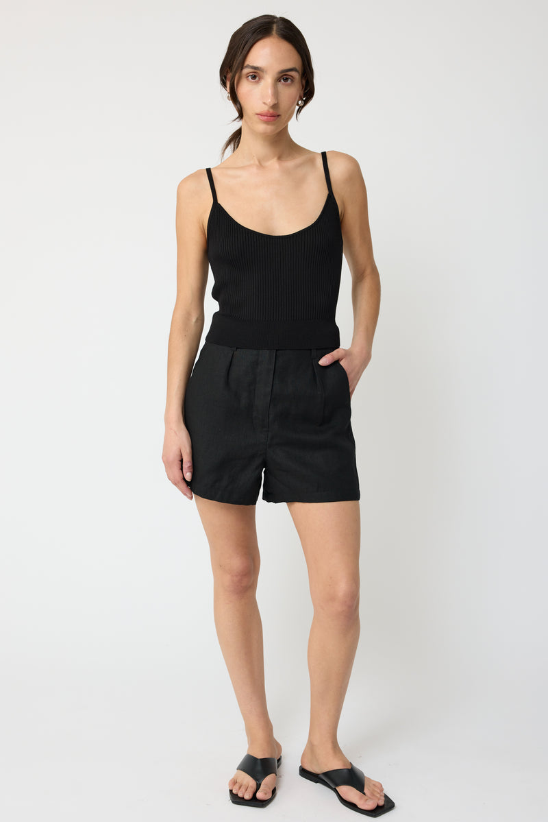 Linen Pleated Shorts