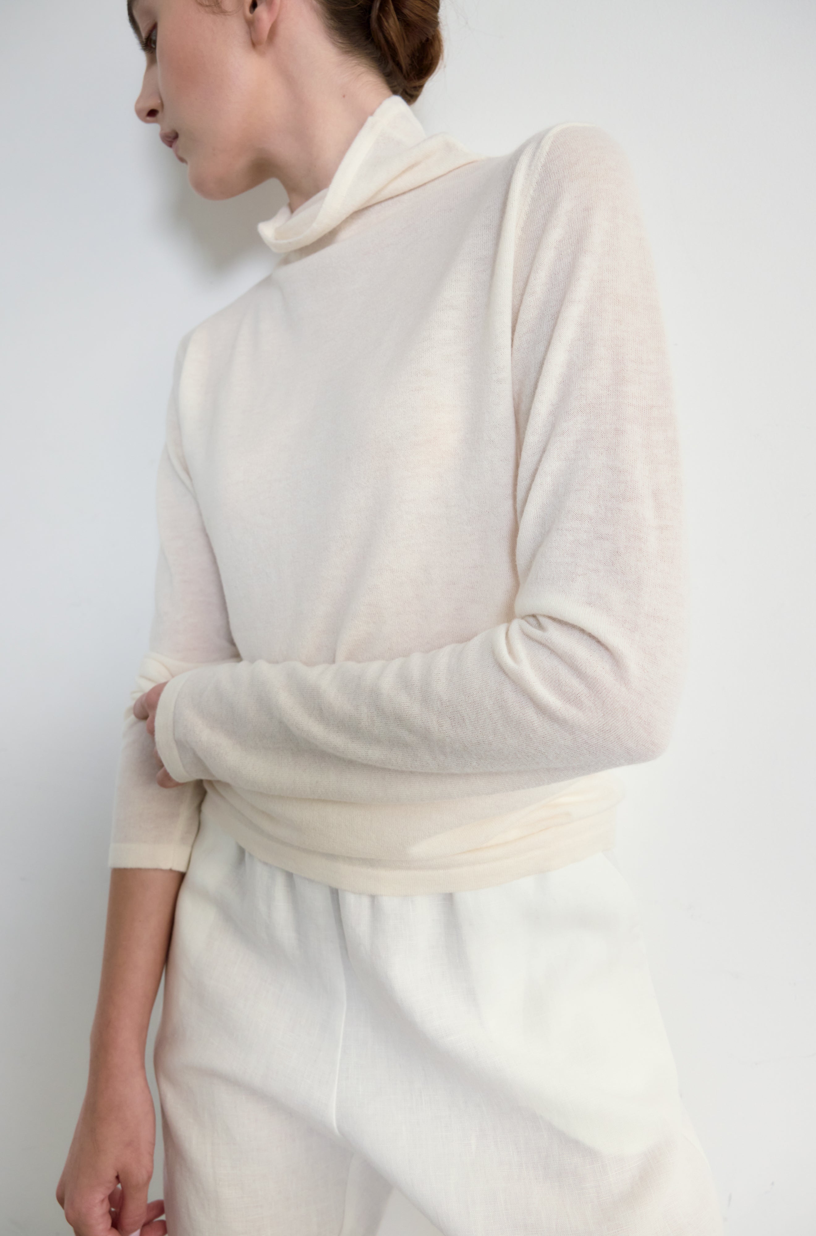 Funnel Wool/Cash Turtleneck - Almina Concept 
