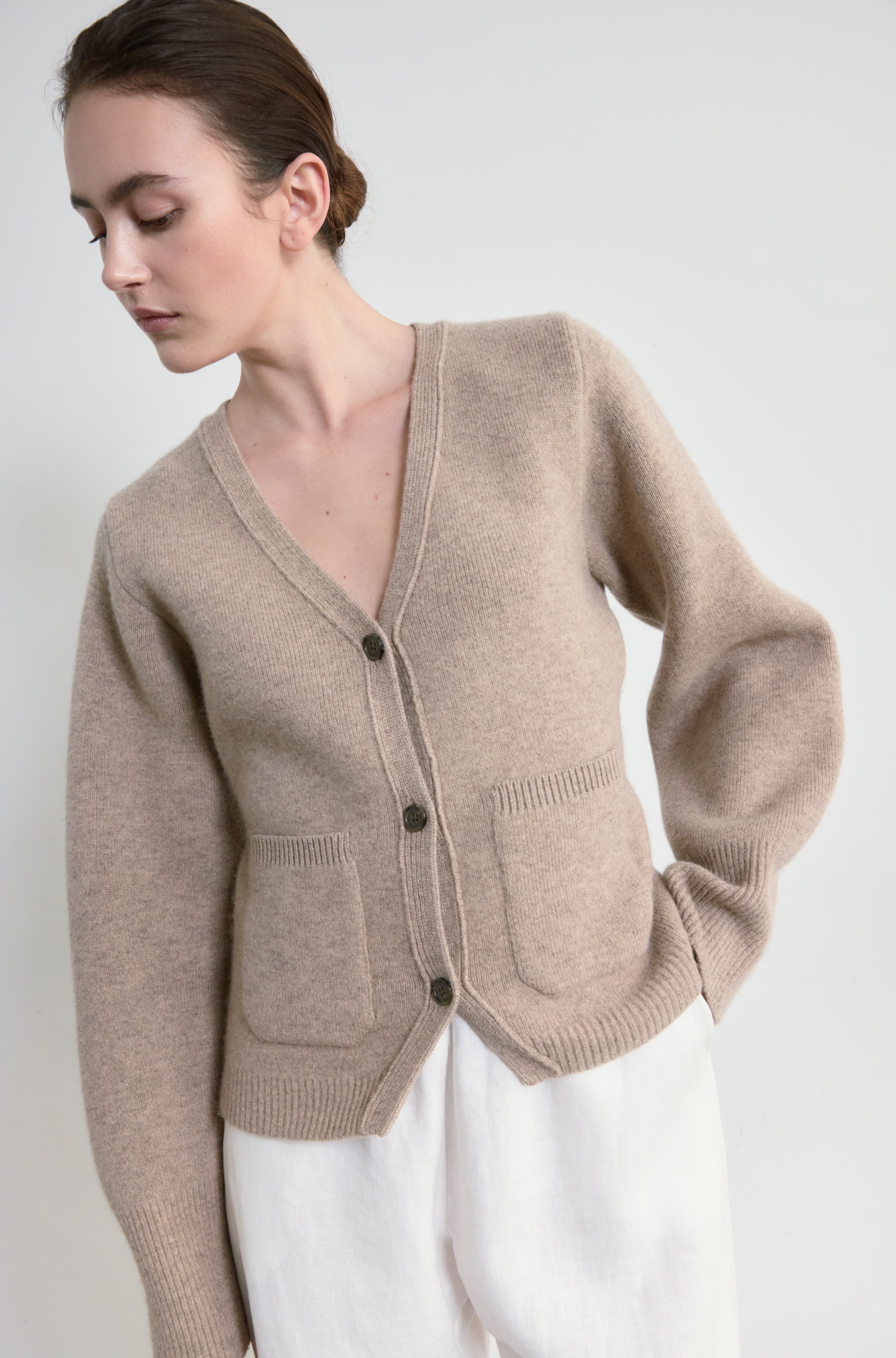 V Neck Cardigan - Almina Concept 