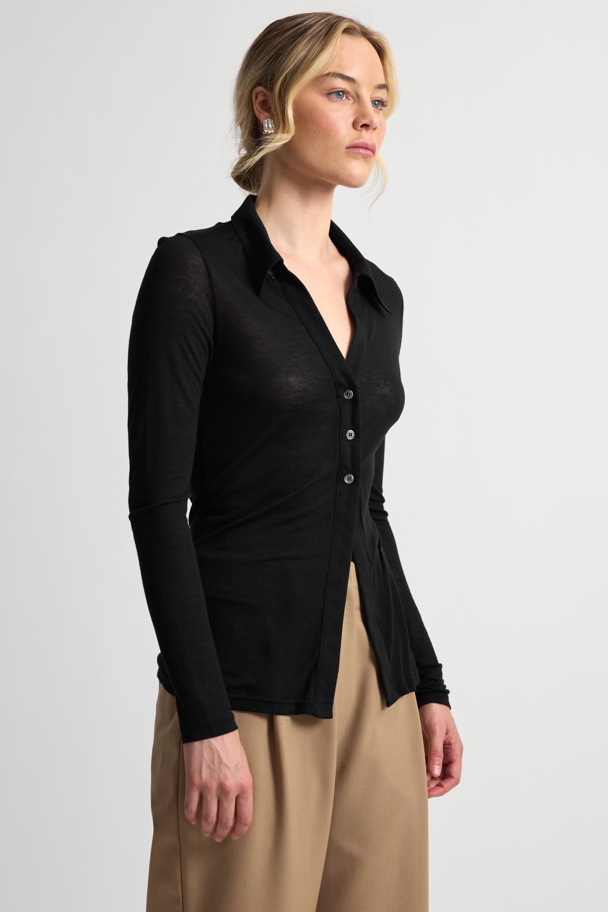 3 Button Knit Top - Almina Concept 