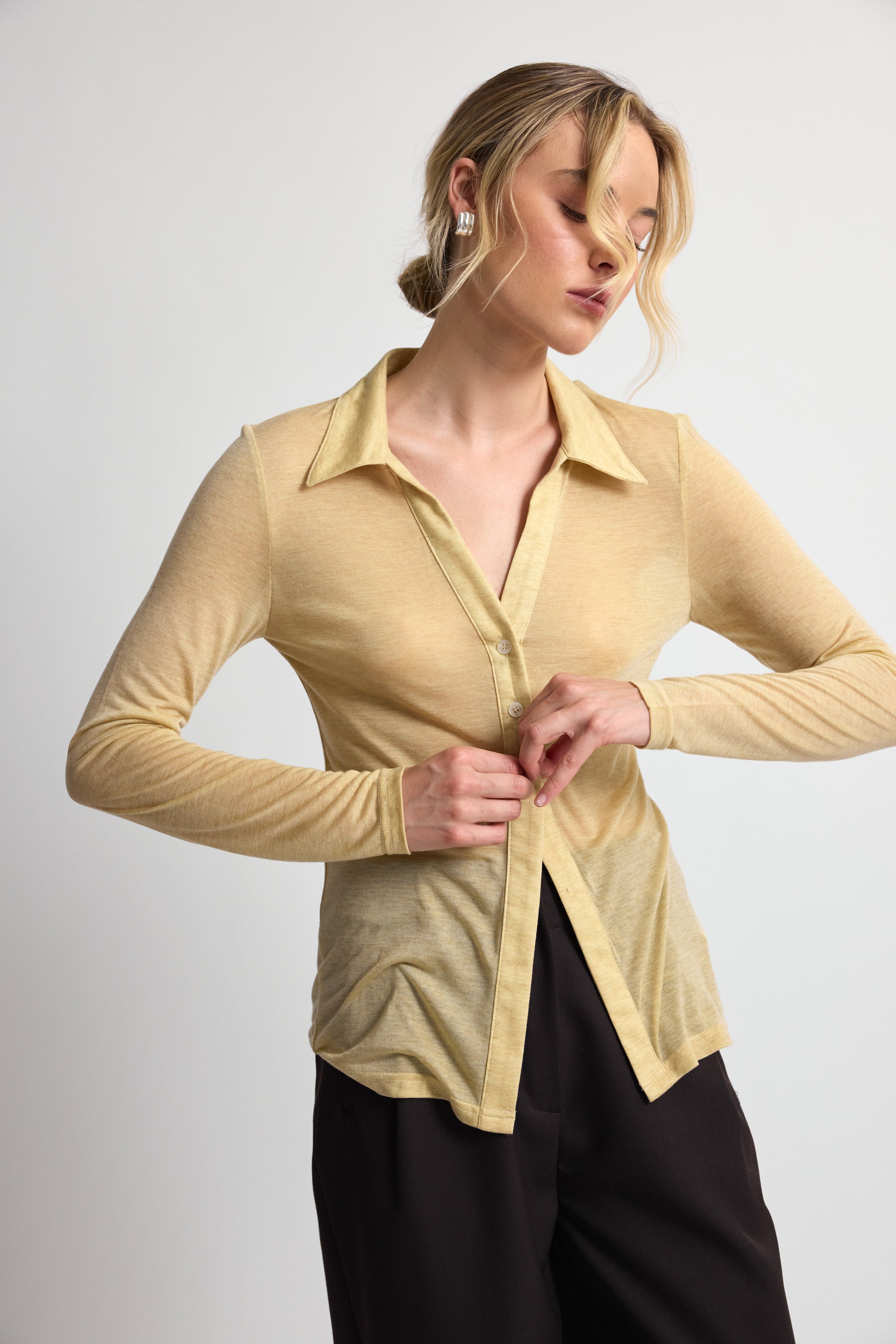 3 Button Knit Top - Almina Concept 