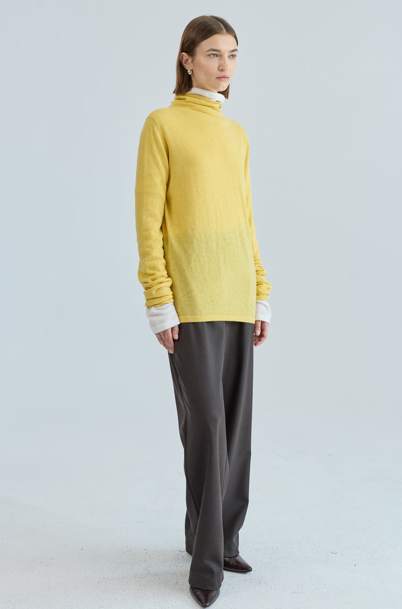 Funnel Wool/Cash Turtleneck